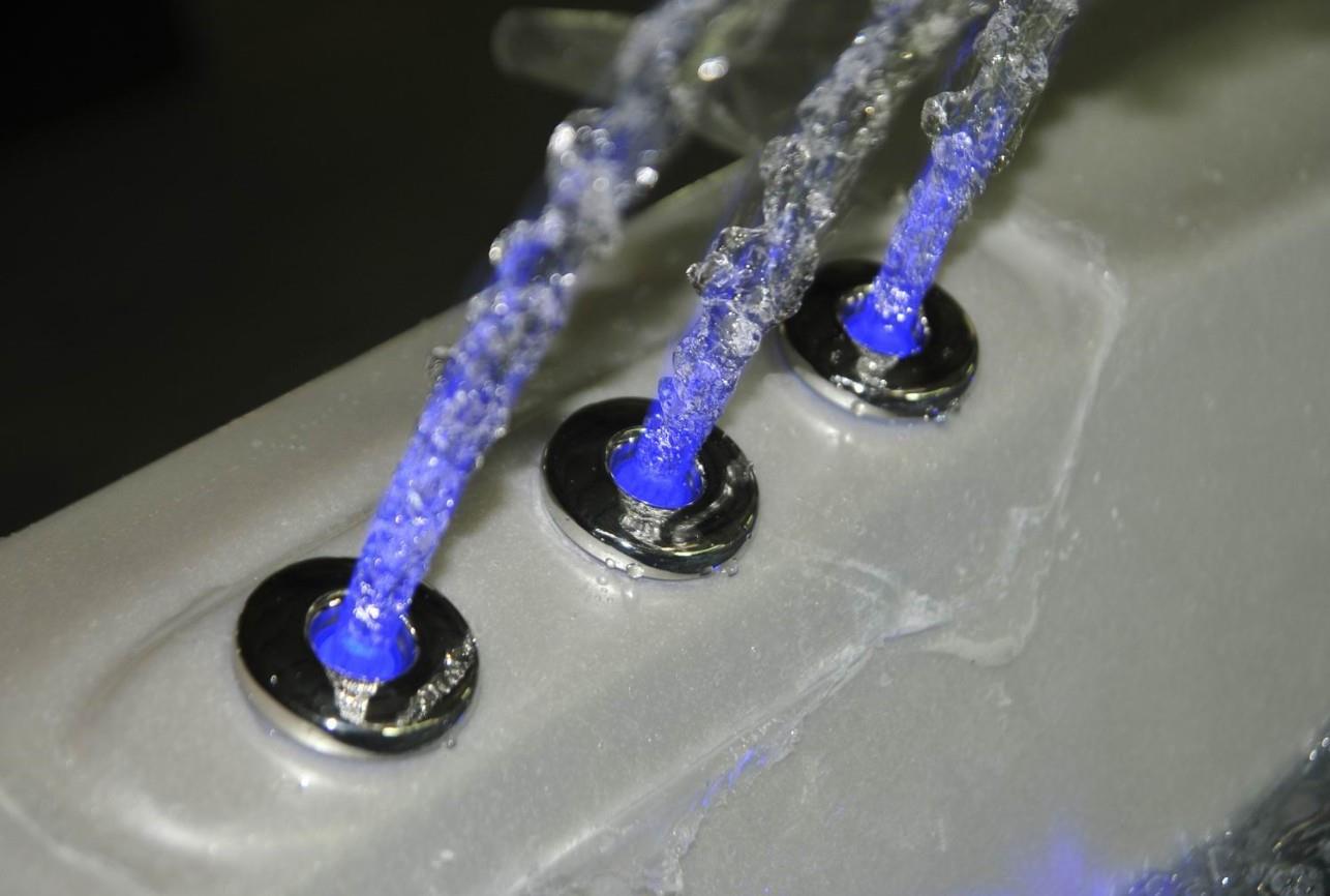 Колико млазница ми је потребно у мојој хидромасажној кади